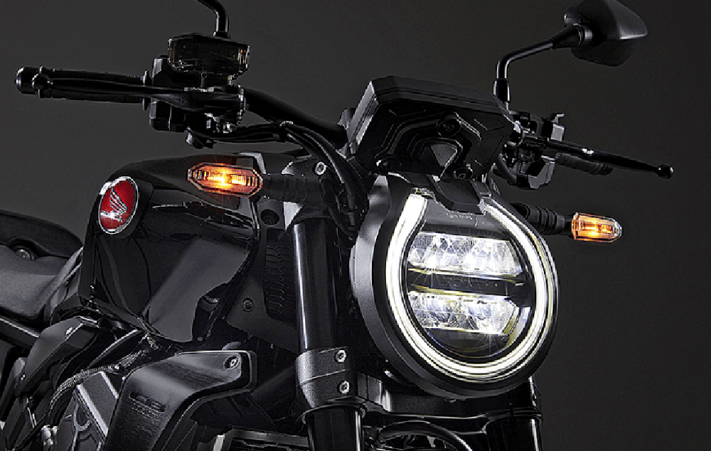 Đèn Honda CB1000R 2023 màu xanh mới