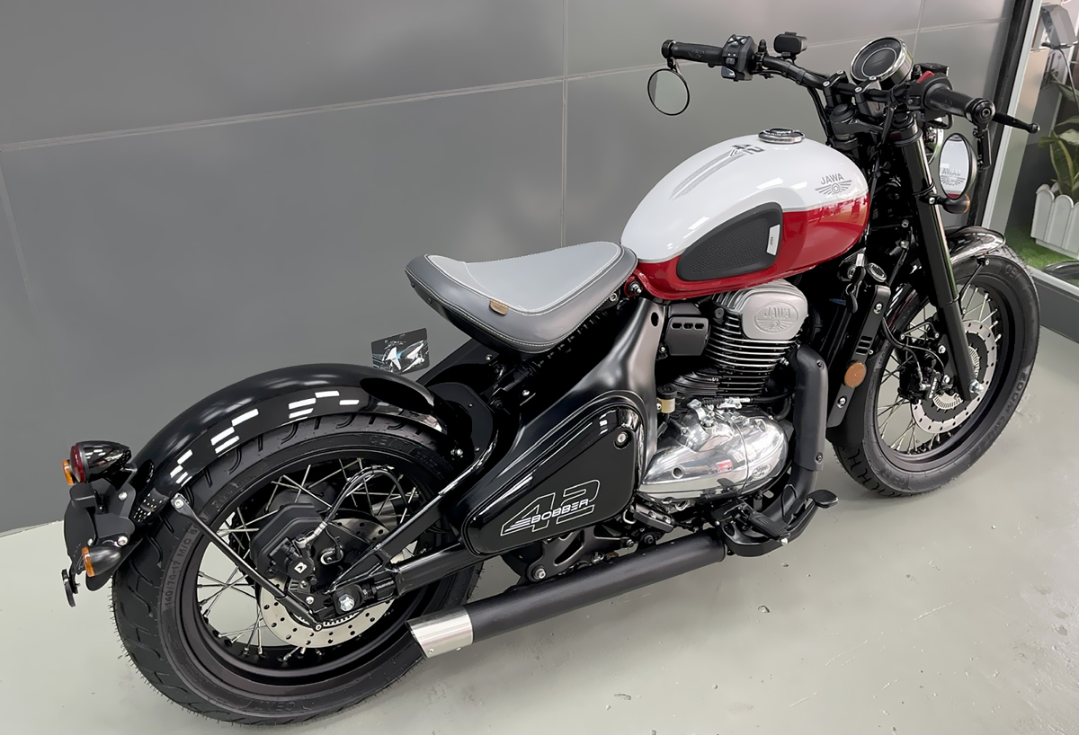 Jawa Bobber 42 Nha Trang động cơ mới